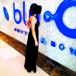 Backless, black amazing dress!!